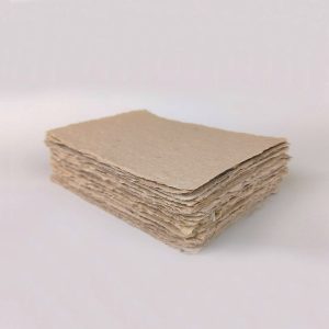 Papier recyclé "coquille d'oeuf" A6